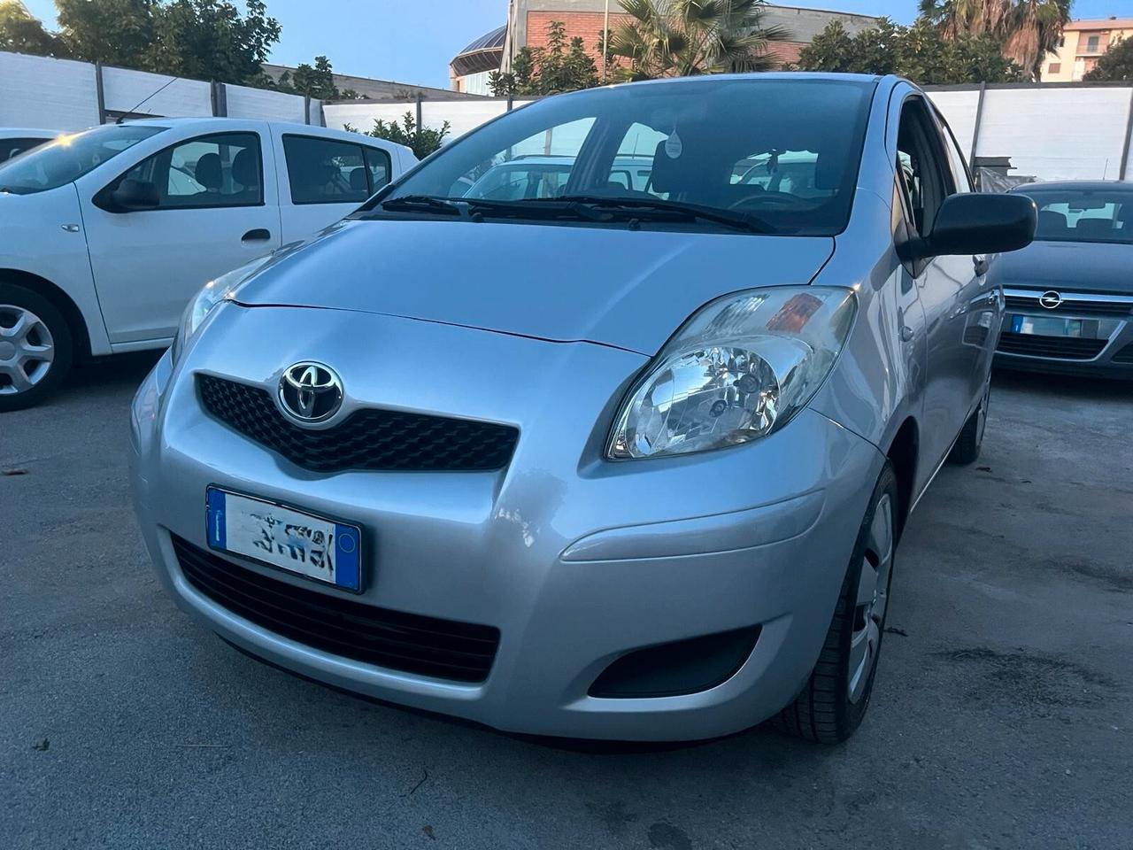 Toyota Yaris 1.0 5 porte PERFETTA - 2010