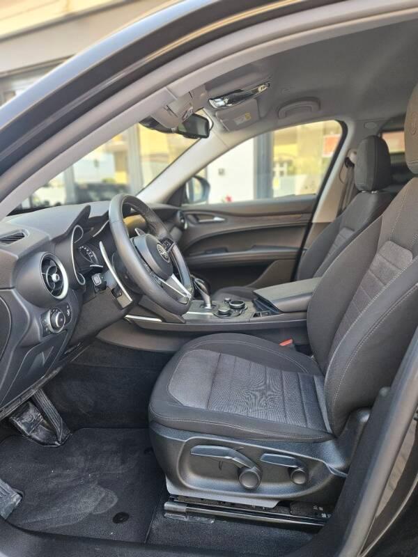 Alfa Romeo Stelvio 2.2 t Sport Tech rwd 160cv auto