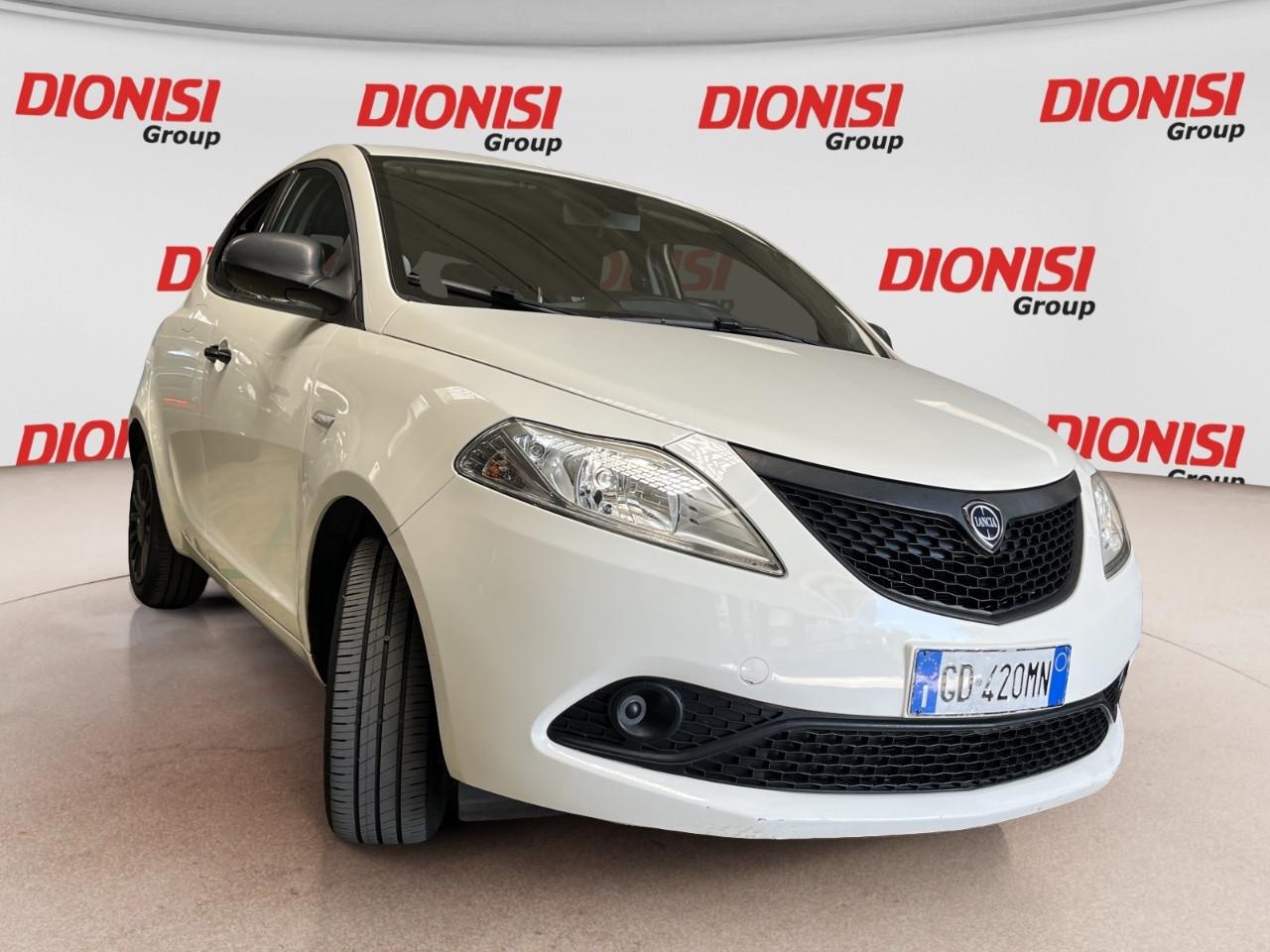 Lancia Ypsilon 1.0 70cv Firefly Hybrid S&S