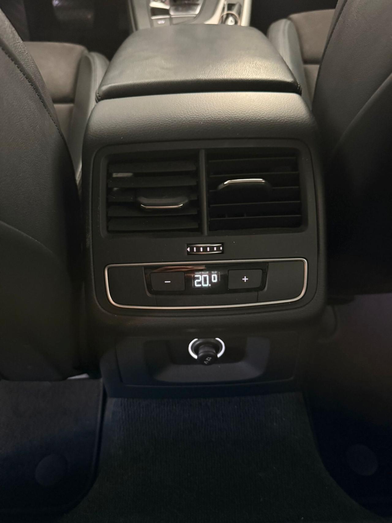 Audi A4 Avant 2.0 TFSI g-tron S line edition