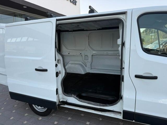 Renault Trafic 2.0 dCi 120 cv P.c T.n Ice 2021