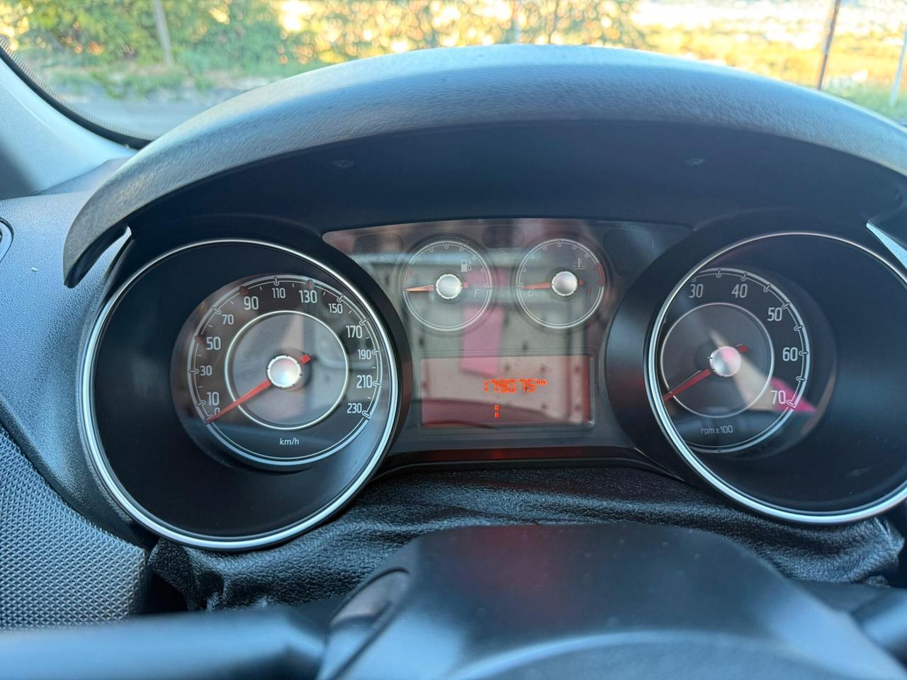 Fiat Punto 1.3 MJT II 75 CV 3 porte Street