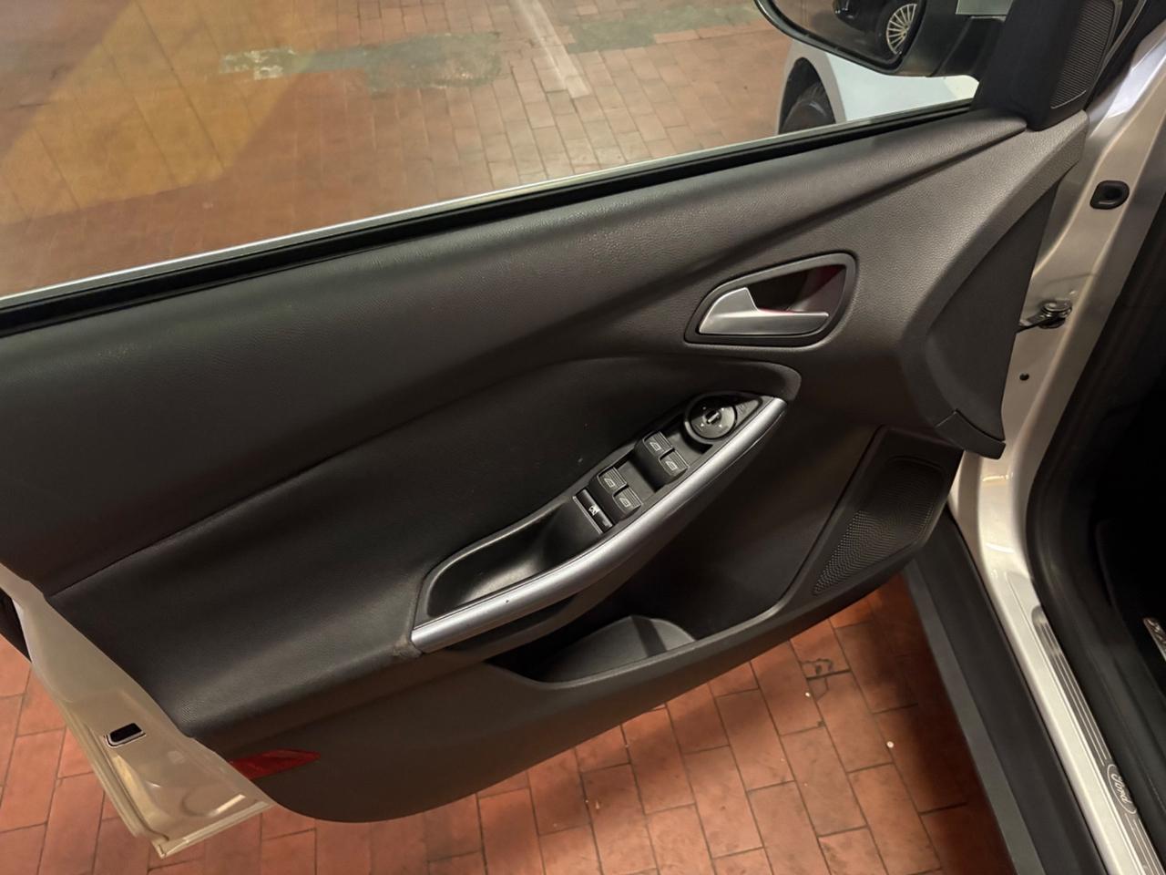 Ford Focus 1.0 EcoBoost 125 CV Start&Stop SW Titanium