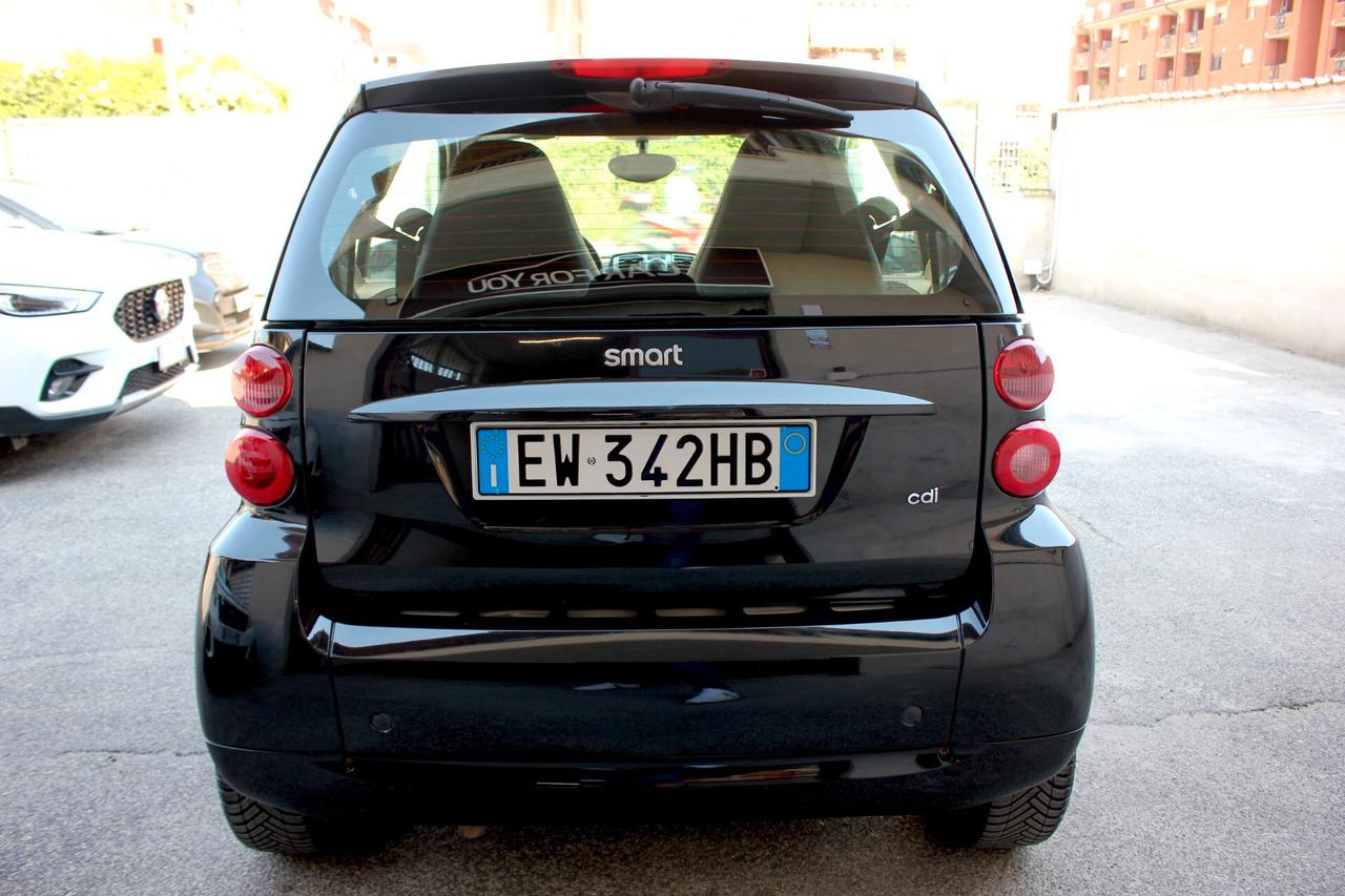 smart forTwo *PREZZO VERO* 0.8 cdi Pure 54cv SERVOSTERZO EURO 5 NEOPAT OK GARANZIA 12 MESI TAGLIANDATA
