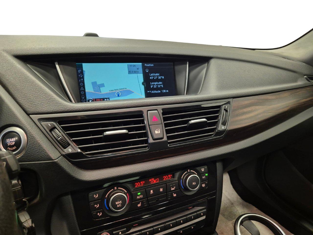 BMW X1 xdrive20i X-Line - Sens. Park. - Tetto