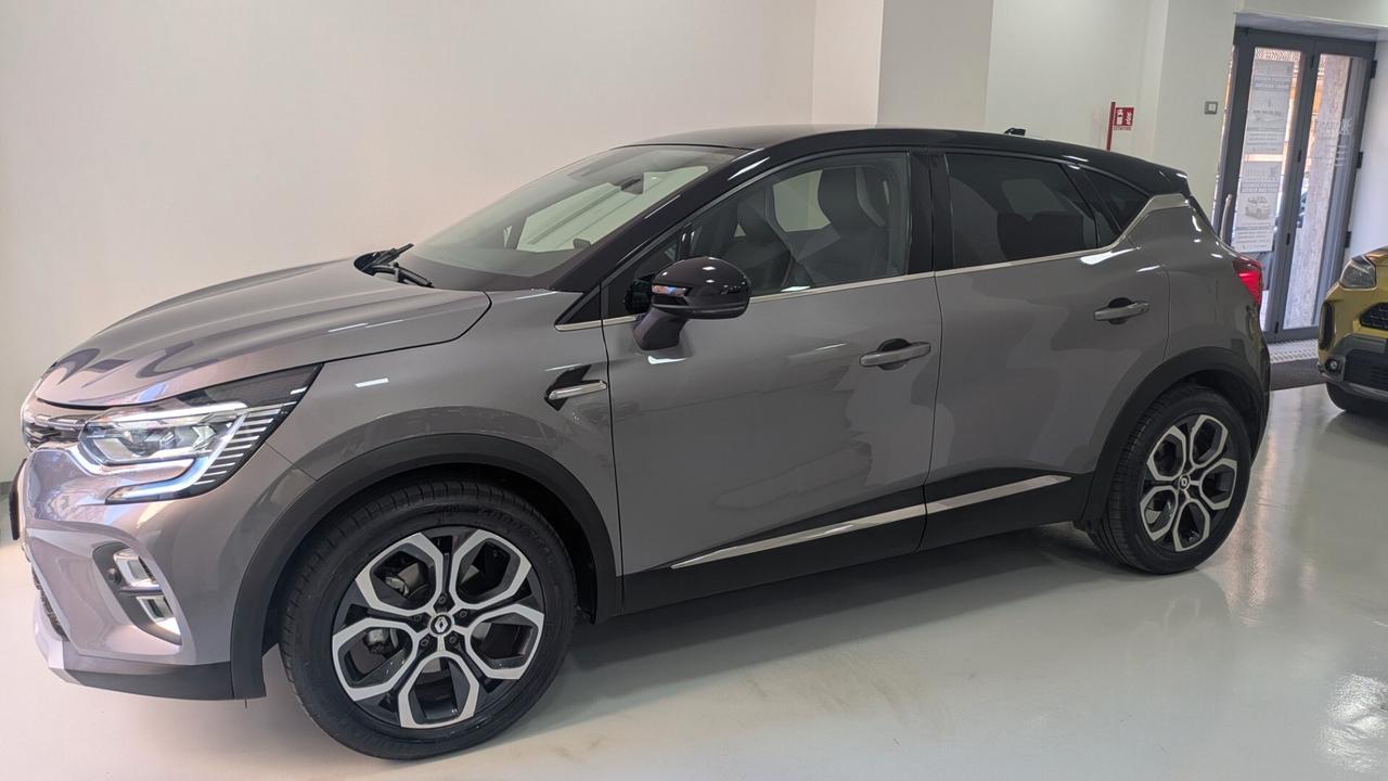 Renault Captur Full Hybrid E-Tech 145 CV Techno Fast Track