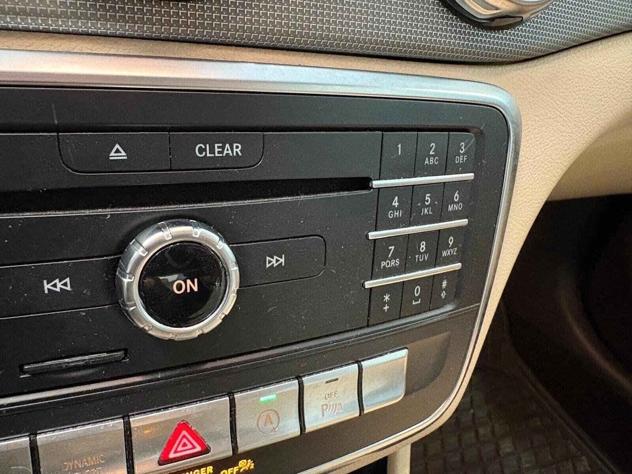 Mercedes-benz GLA 200 d SPORT Automatic