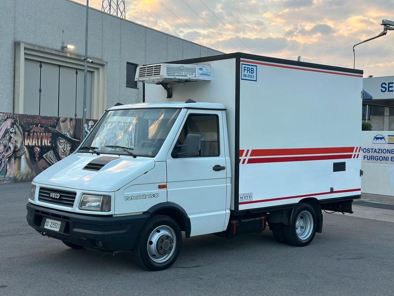 IVECO CON FRIGO PER TRASPORTO CARNE! SUPER PREZZO!