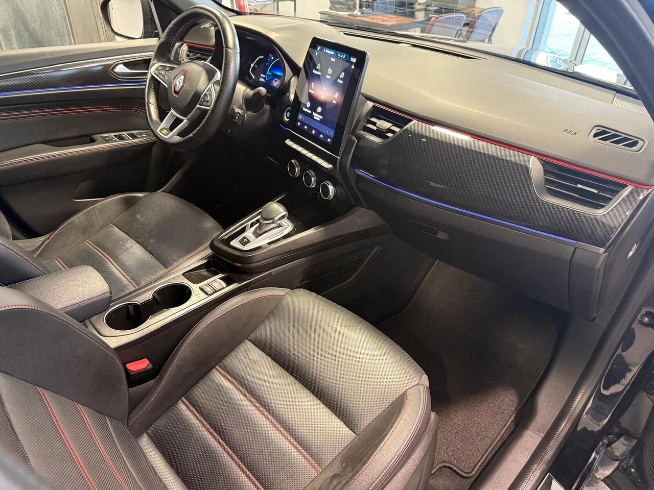 Renault Arkana Hybrid E-Tech 145 CV R.S. Line