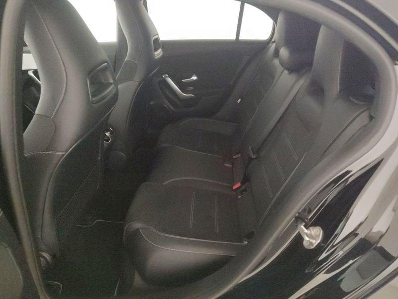 Mercedes-Benz Classe A A 180 d Premium Night edition auto