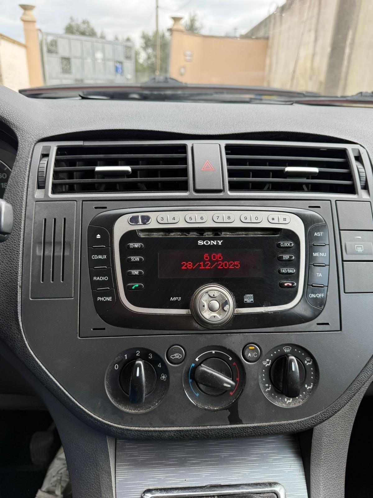 Ford Focus C-Max 1.6 TDCi (90CV) Ghia