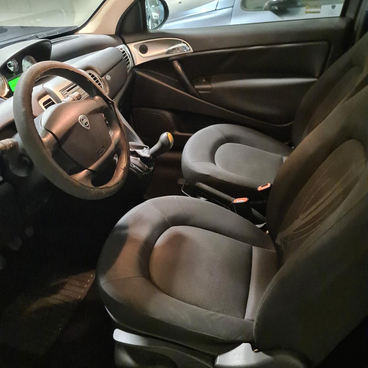 Lancia Ypsilon 1.3 MJT 75 CV Diva LEGGERE BENE