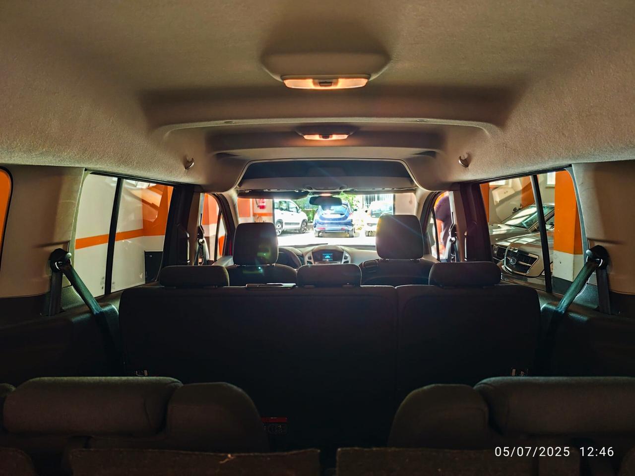 FORD TOURNEO 7 POSTI PRONTA CONSEGNA