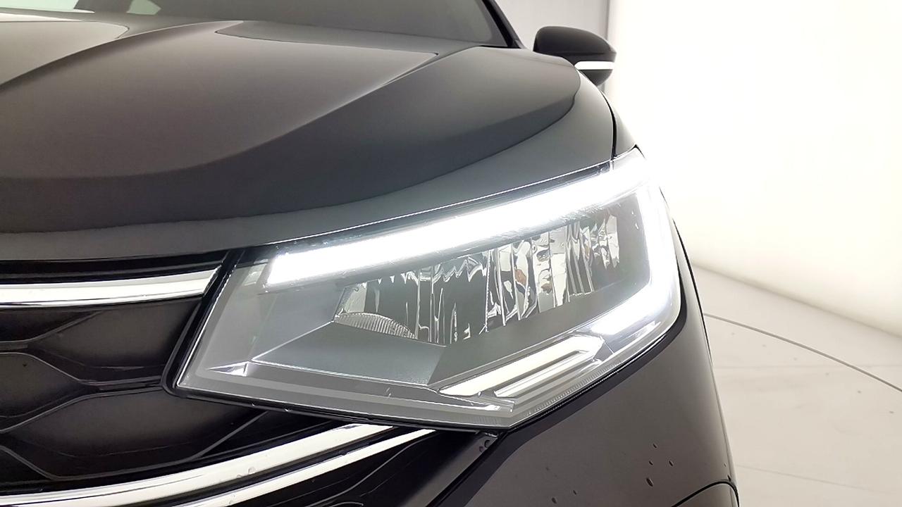 VOLKSWAGEN Taigo - Taigo 1.0 tsi R-Line 115cv