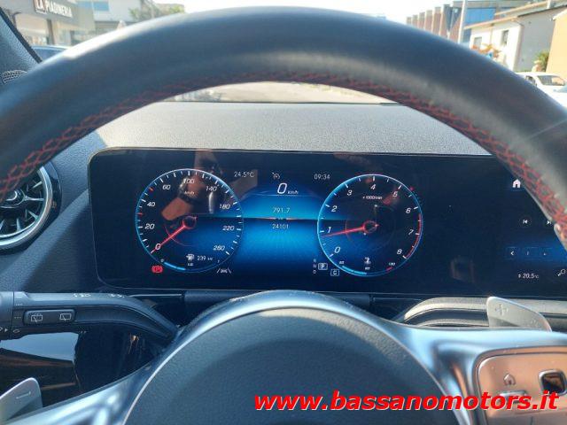MERCEDES-BENZ GLA 200 Automatic AMG Line Premium