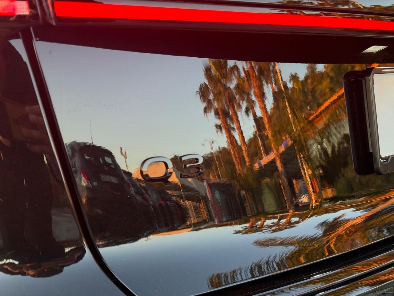 Audi Q3 35 TDI quattro S tronic line Head Up Display Led Pelle Tetto Apribile Navy Camera 360• Matrix