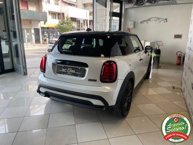 MINI Cooper 1.5 Classic *BLACK EXTERIEUR