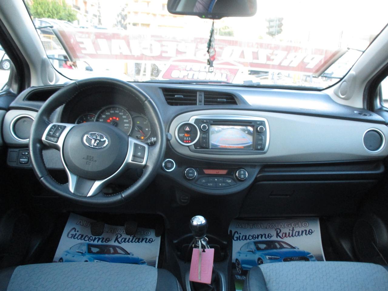 Toyota Yaris 1.4 D-4D 5 porte Lounge MOLTO BELLA