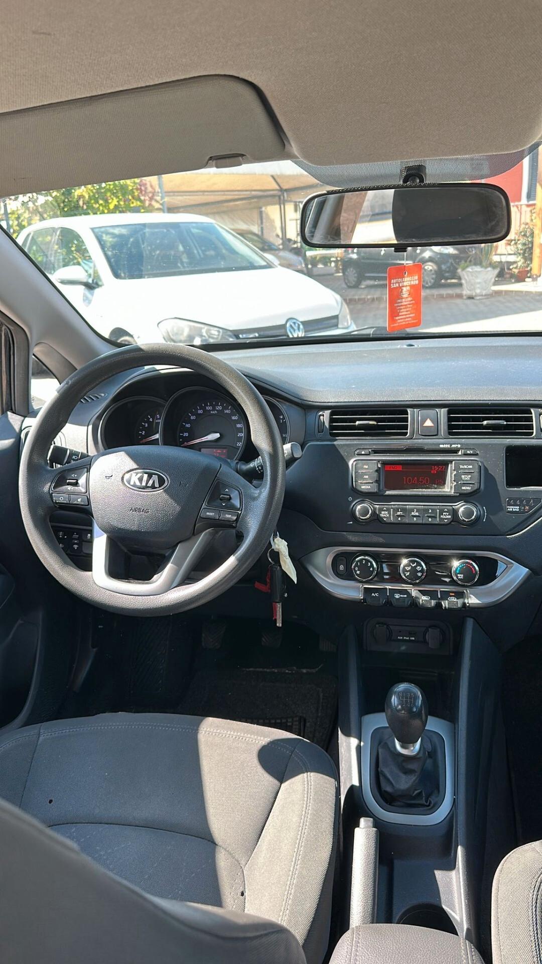 Kia Rio 1.1 CRDi WGT 5p. EX PLUS