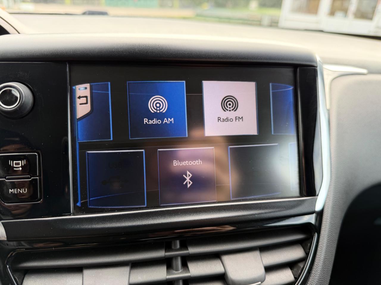 Peugeot 208 1.6 e-HDi 92 CV Stop&Start 3 porte Allure