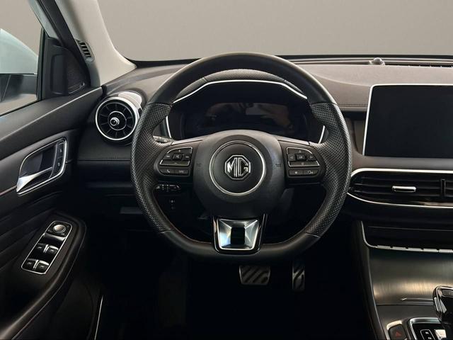 MG HS 1.5T-GDI AT Luxury