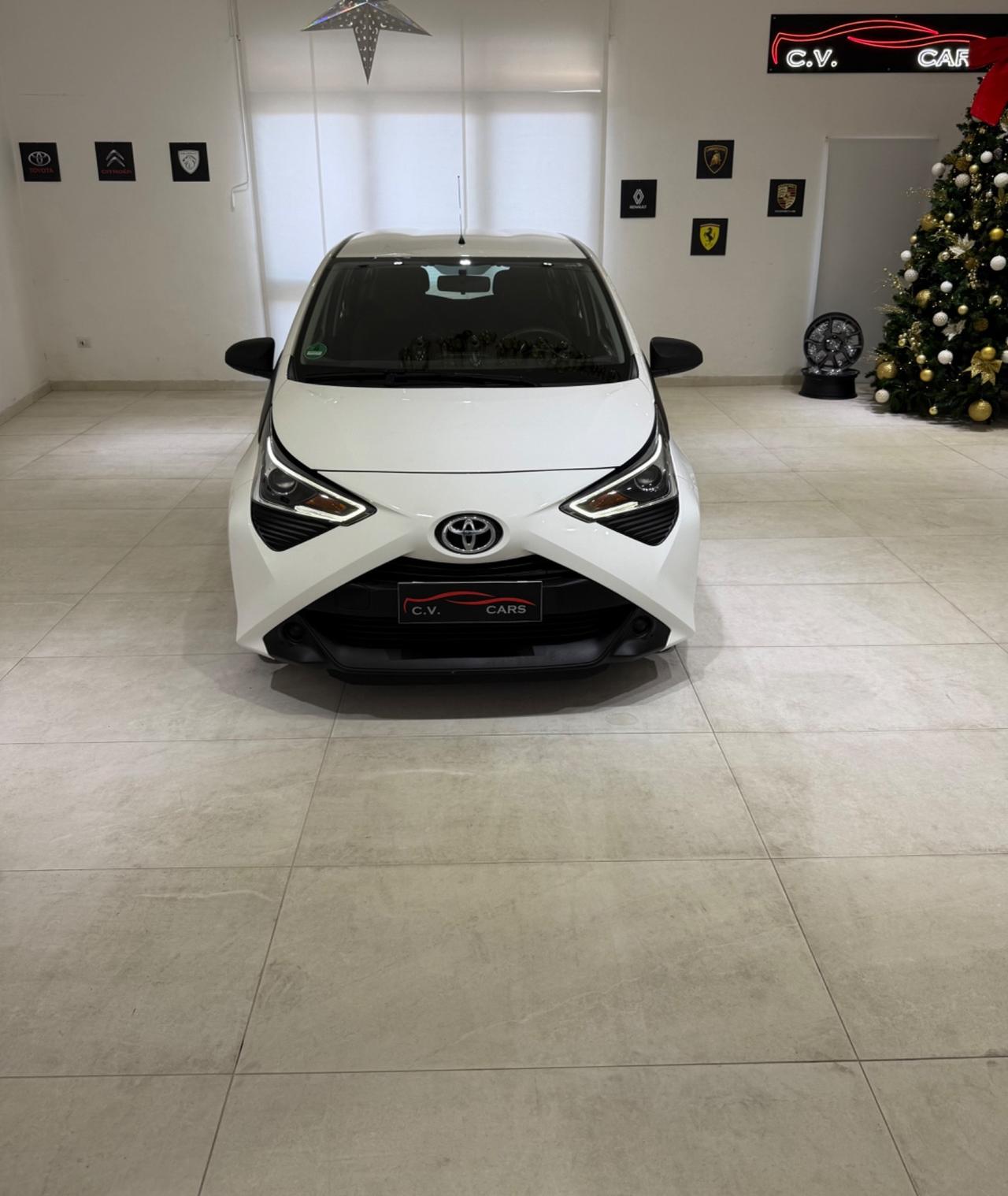 TOYOTA AYGO CONNECT 1.0 VVT-I 72 CV 5 PORTE X-COOL