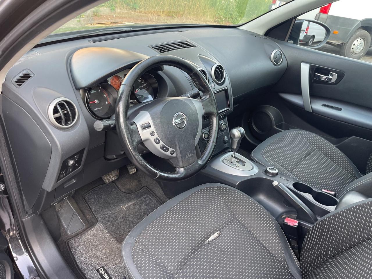 Nissan Qashqai 2.0 dCi DPF 4WD Tekna