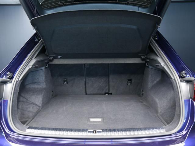 AUDI Q3 35 TDI S tronic Identity Black