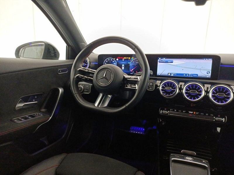Mercedes-Benz Classe A - W177 2023 A 180 d AMG Line Advanced Plus auto