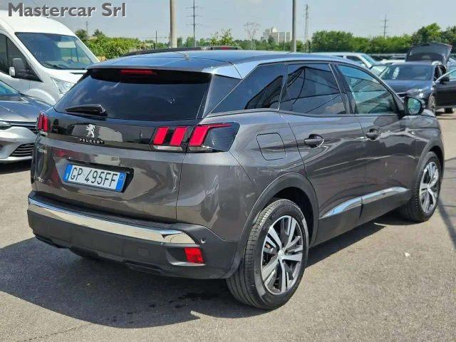PEUGEOT 3008 3008 II 1.5 bluehdi Allure Pack EAT8 130cv Navi