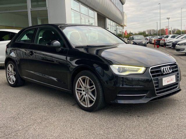 AUDI A3 1.6 TDI 3P. Attraction