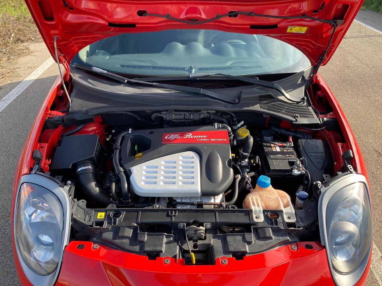 Alfa Romeo MiTo 1.4 T 155 CV Distinctive Sport Pack