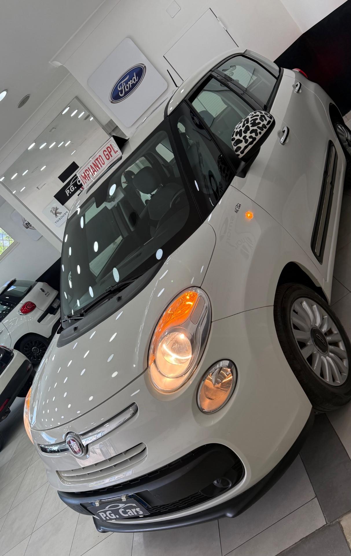 Fiat 500L 1.4 T-Jet 120 CV GPL Lounge