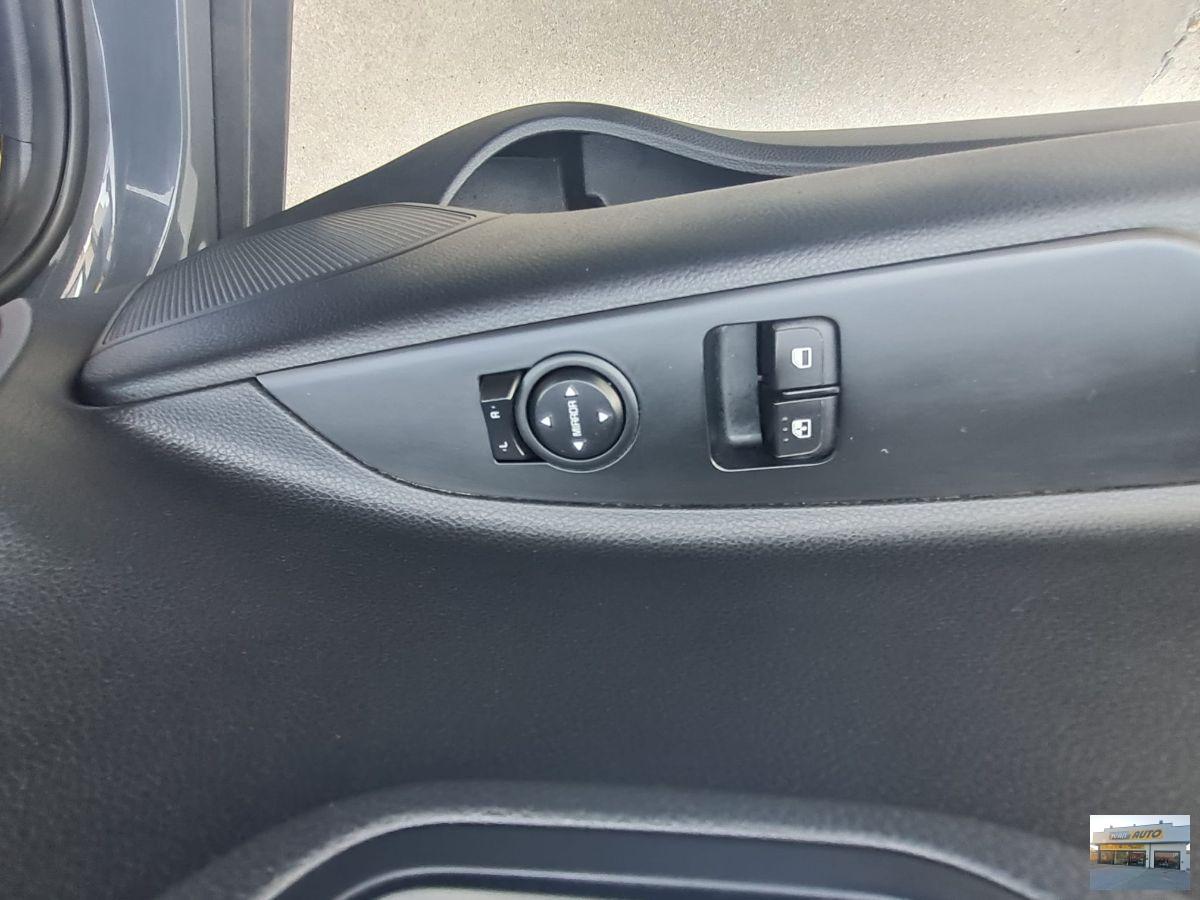 KIA Stonic 1.2 Benzina-Neopatentati-Anno 2022