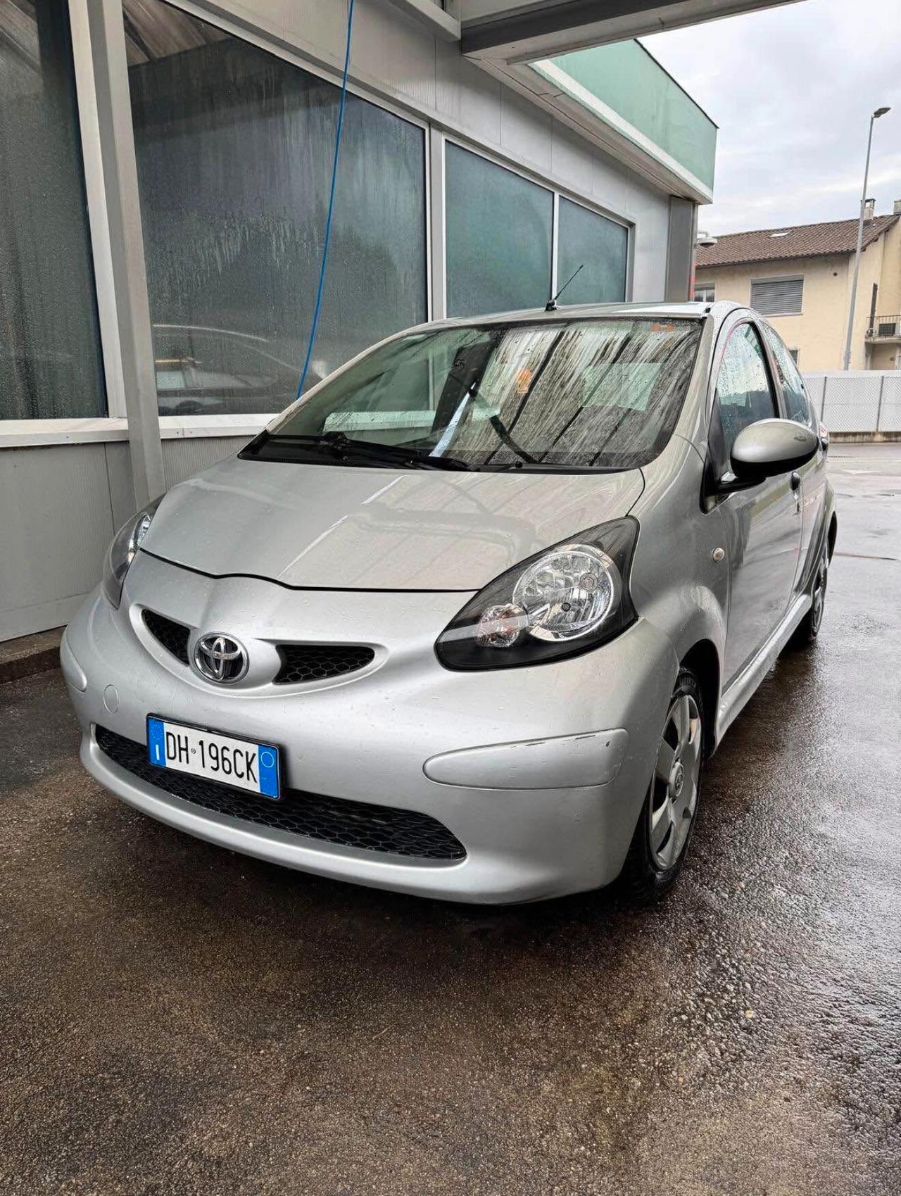 Toyota Aygo 1.0 12V VVT-i 3 porte