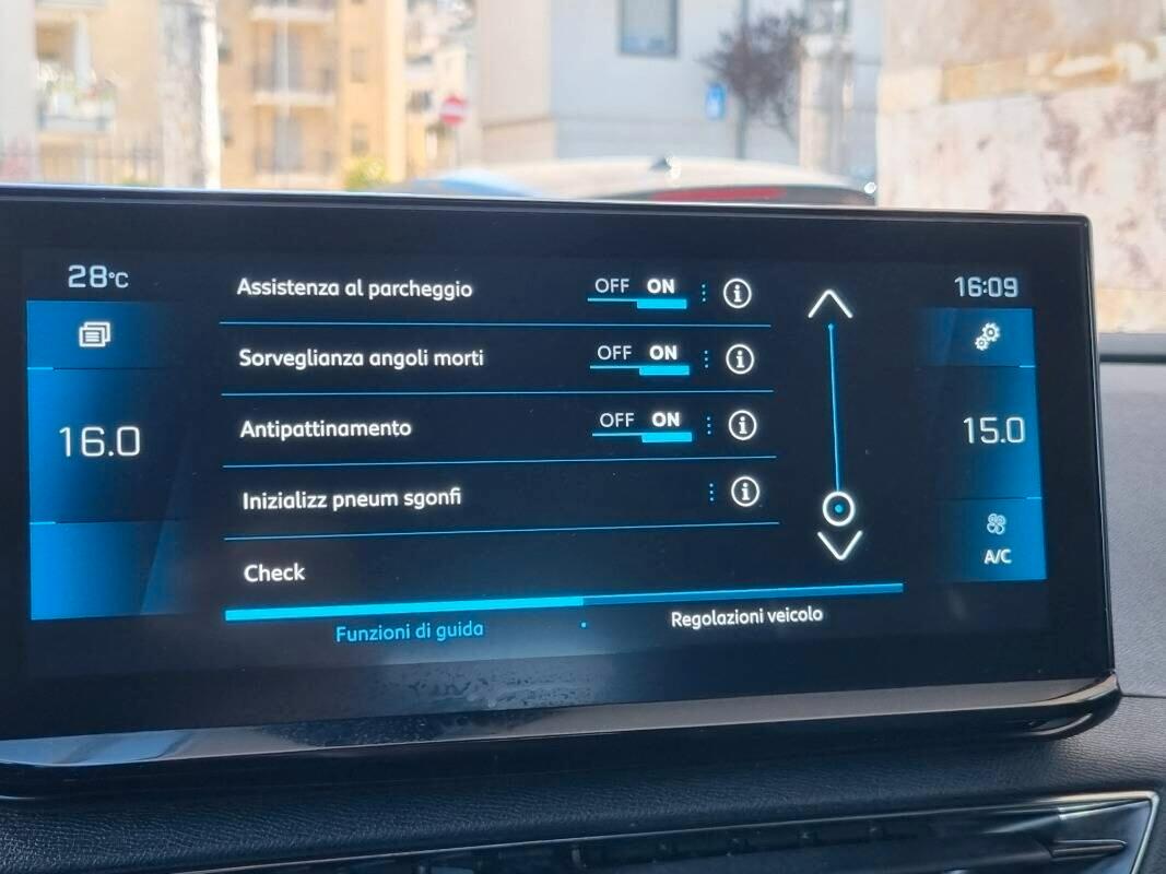 Peugeot 5008 BlueHDi 130 S&S EAT8 Allure Pack