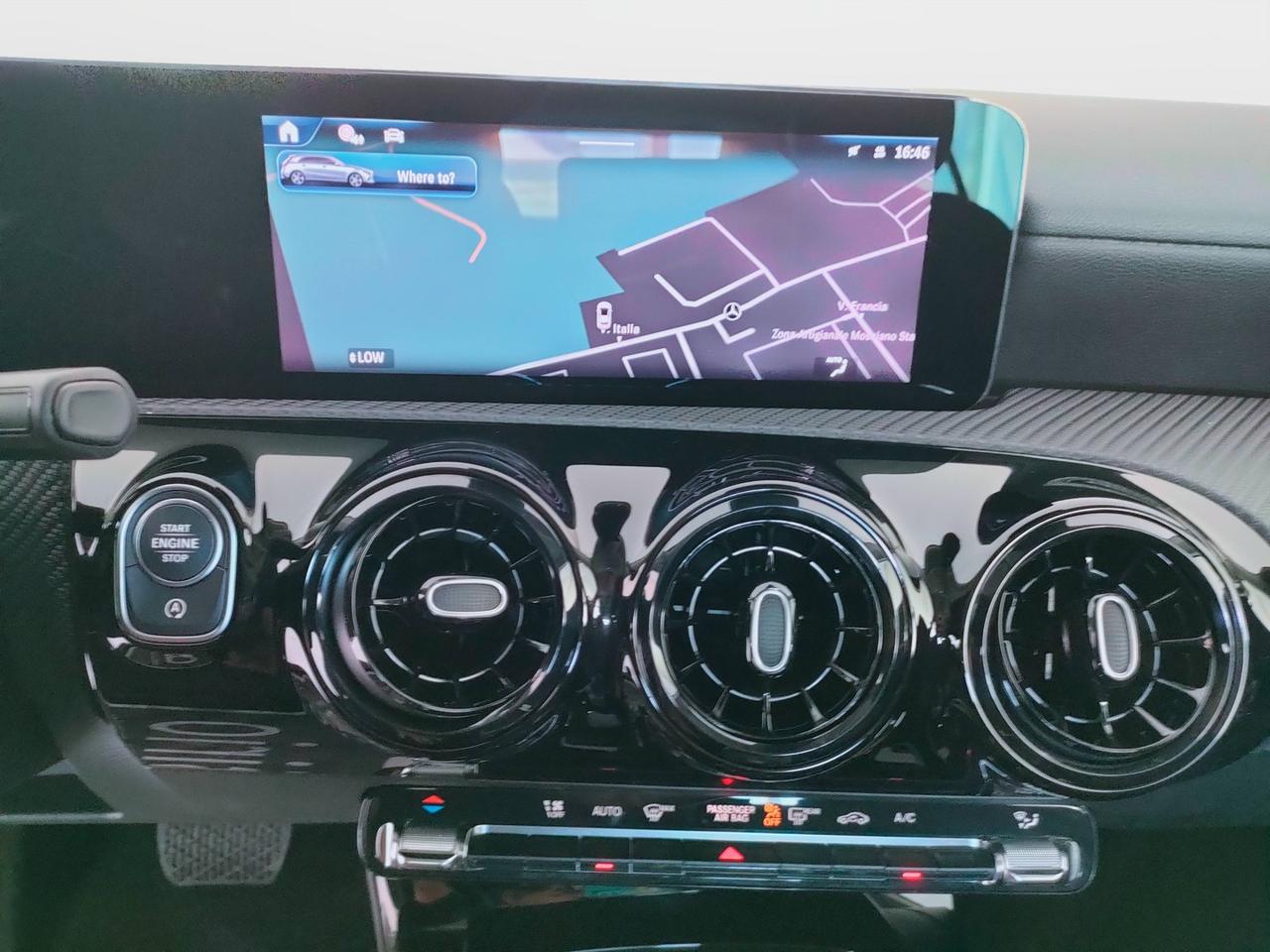 Mercedes-Benz Classe A - W177 2023 - A 180 d Advanced auto