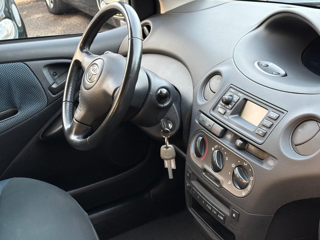 Toyota Yaris 1.0i 16V cat 5 porte Sol UNICO PROPRIETARIO