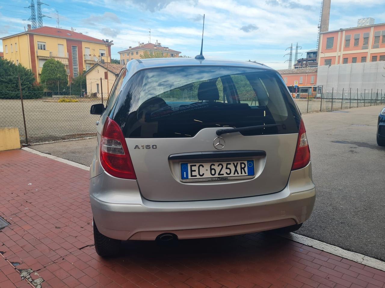 Mercedes A 160 1.5 Benz/GPL Anno 2010 AUTOMATIC