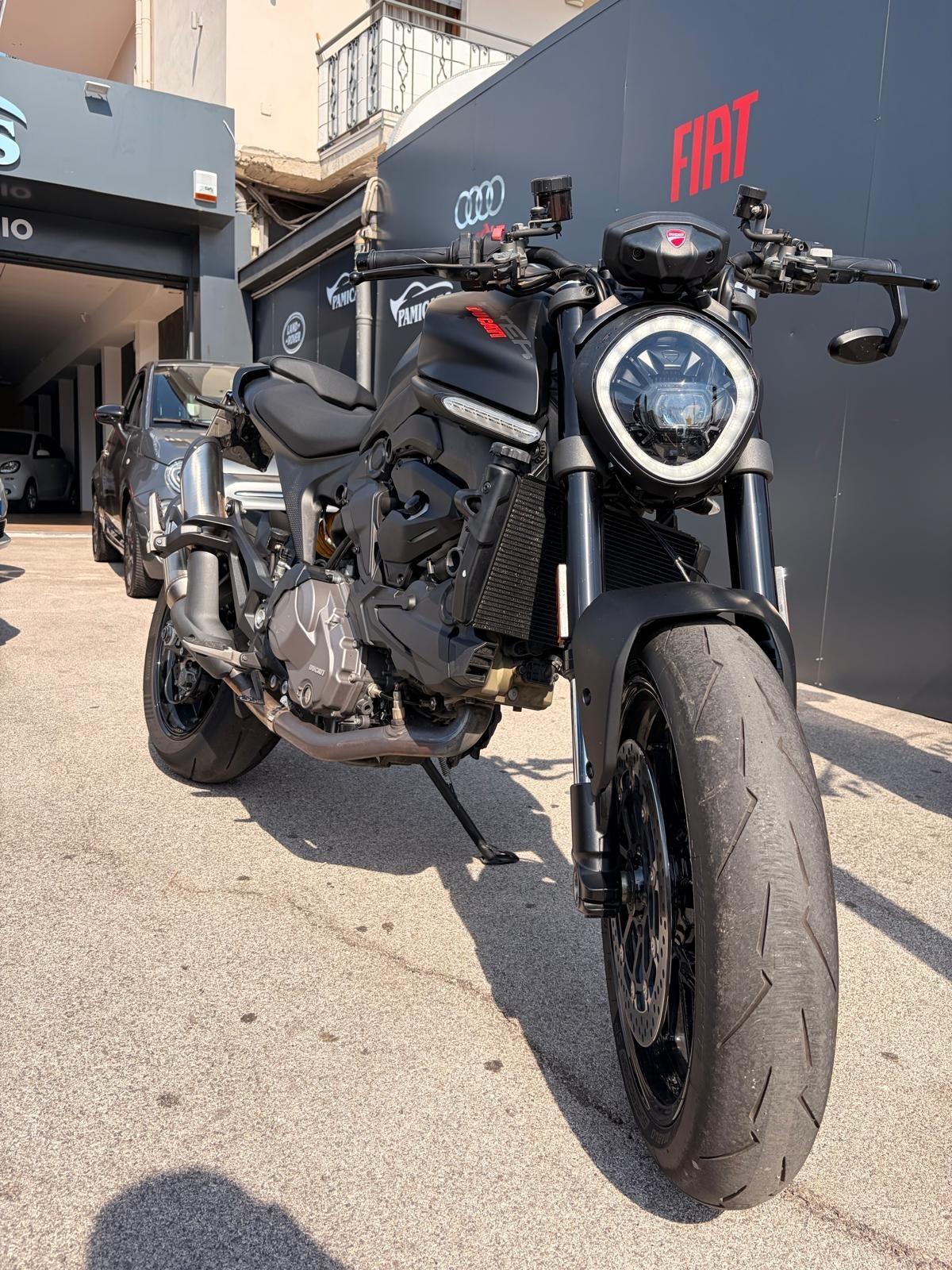 Ducati Monster 937