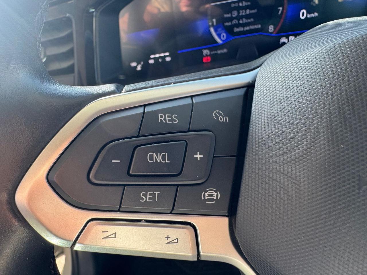 Volkswagen Polo Life 1.0 MPI EVO #9312