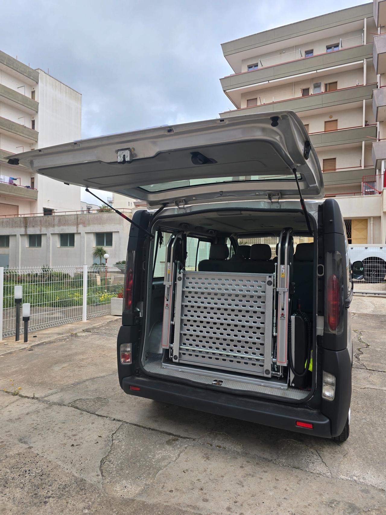 Nissan Primastar C29 1.9 dCi/100 PL Combi L