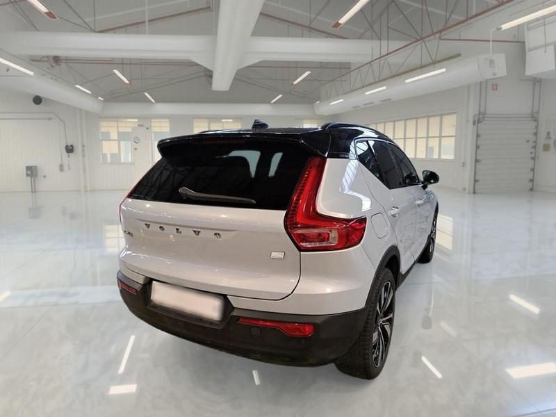VOLVO XC40 T5 PLUG-IN HYBRID AUTO RECHARGE R-DESIGN 5 PORTE SUV