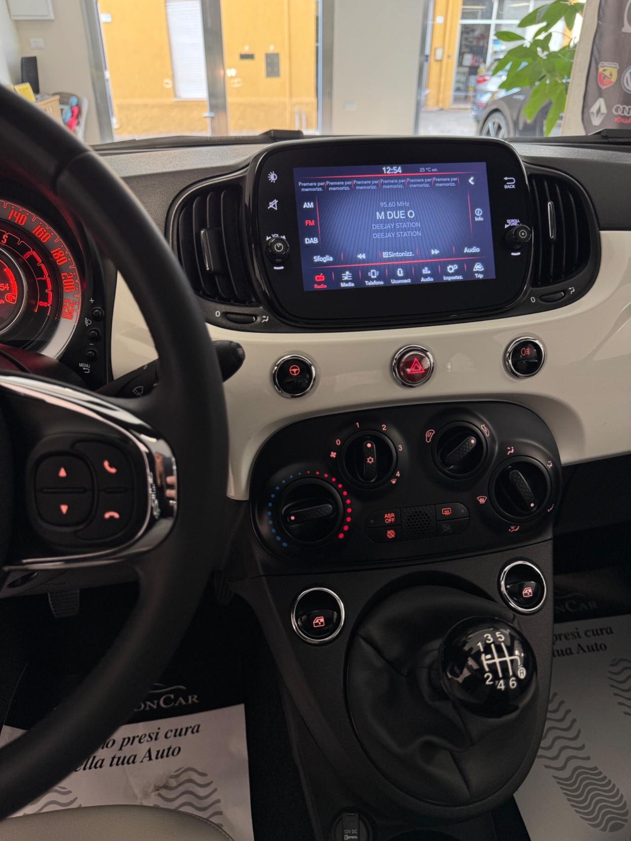 Fiat 500 1.0 Hybrid Dolcevita