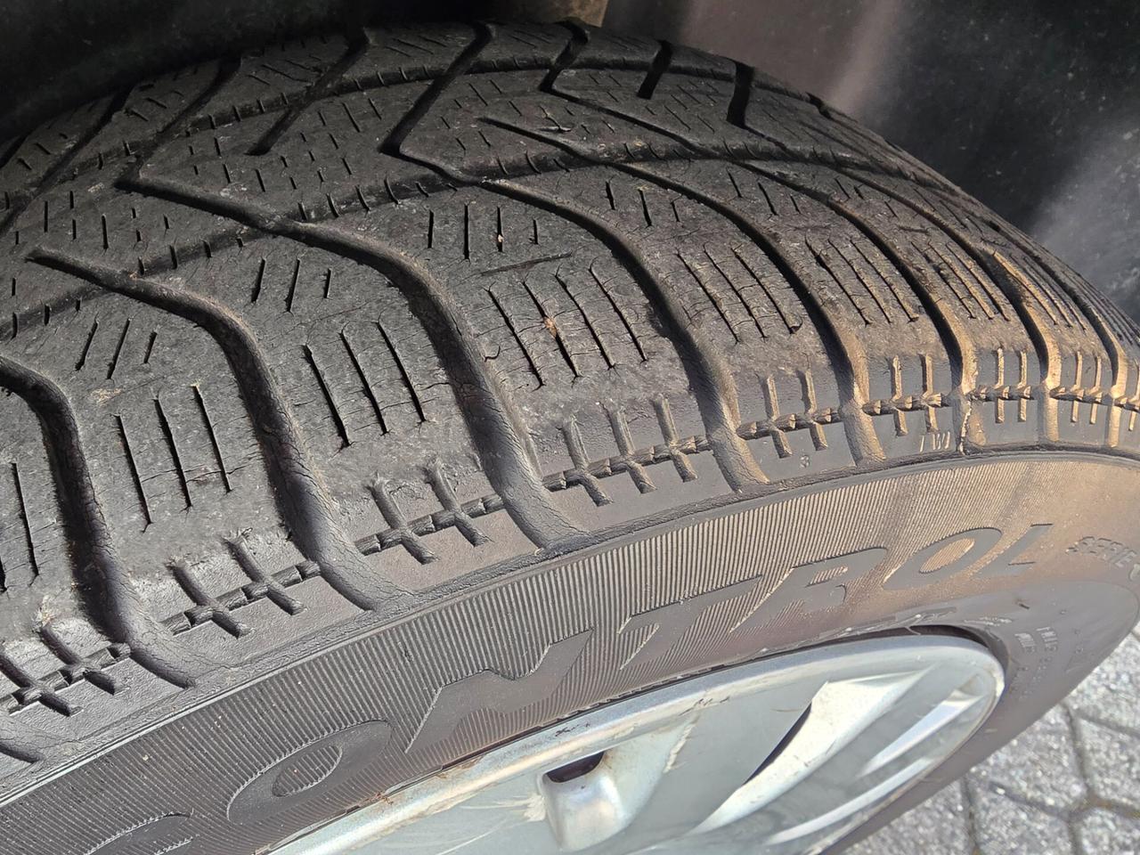 Volkswagen Polo 1.4benz - 5p.