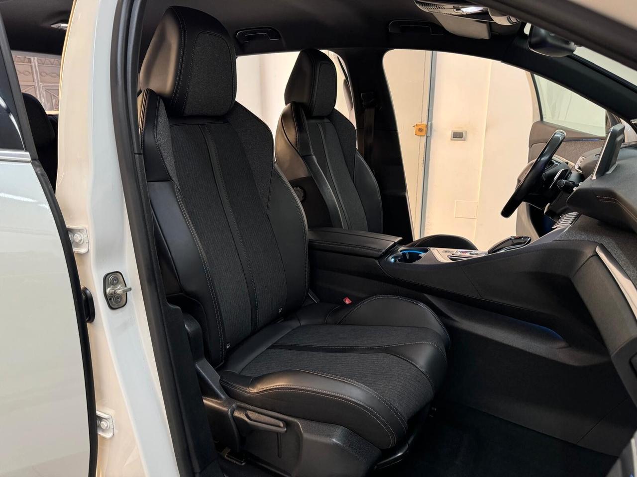 Peugeot 3008 GT-Line 1.5 Diesel 130CV