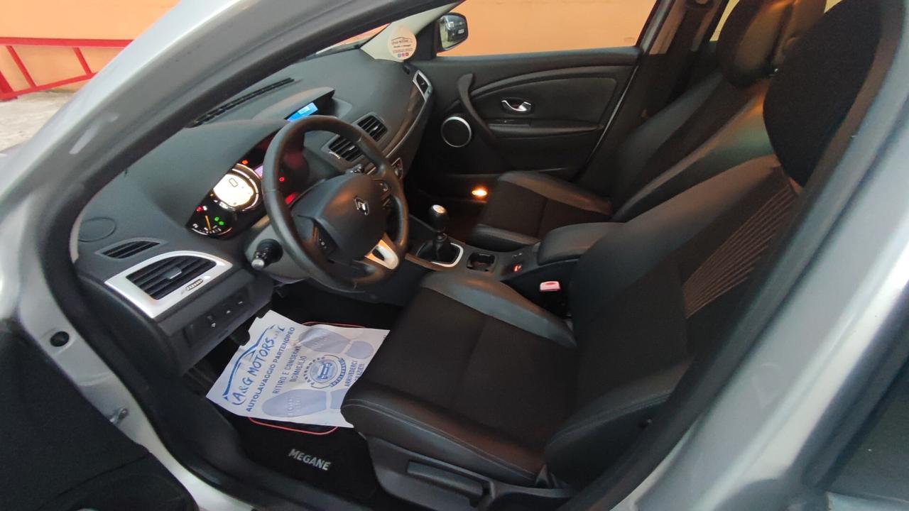 Renault Megane Mégane 1.5 dCi 2010 full