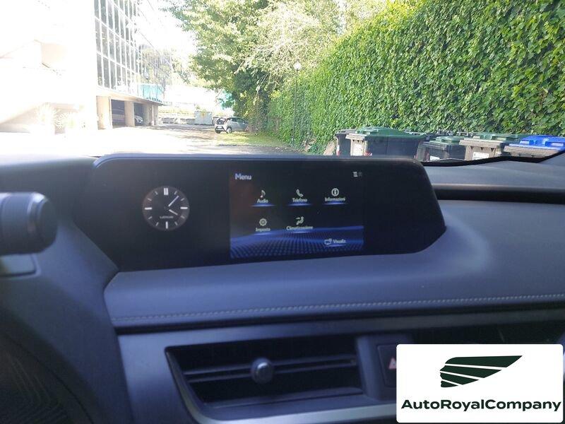 Lexus UX Hybrid Executive