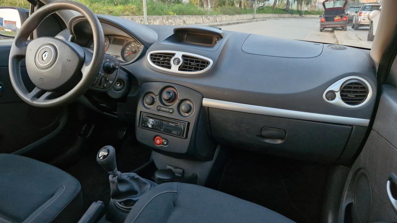 Renault Clio 1.2 16V 5 porte GPL Dynamique
