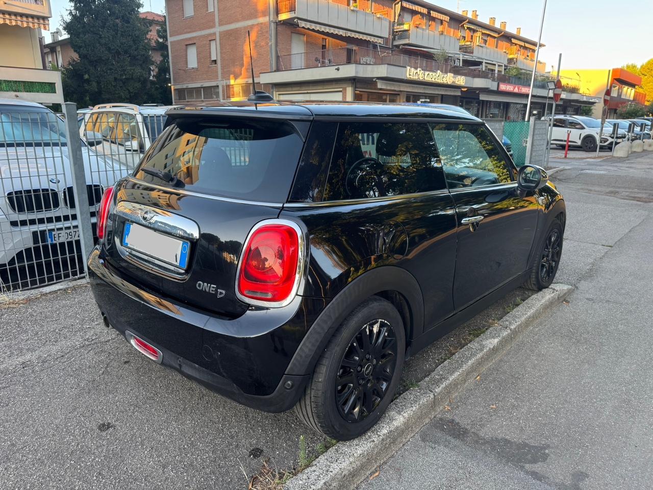 Mini 1.5 One D business XL neopaten garanzia 12 m